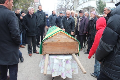 Yaşar Topçu Toprağa Verildi