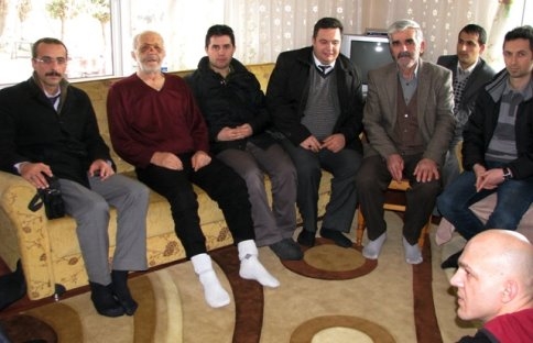 Çatıdan Düşen Ahmet Başer’i Allah Korudu