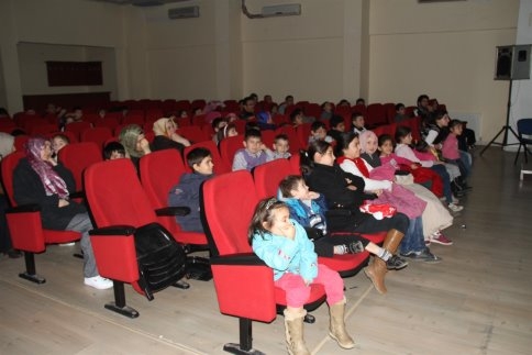 İlk Karne Hediyesi Başkan Yazıcı’dan