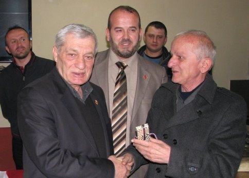 Seçmeninden Helik İstedi