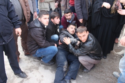 Yayaya Çarpmamak için Kaza Yaptı