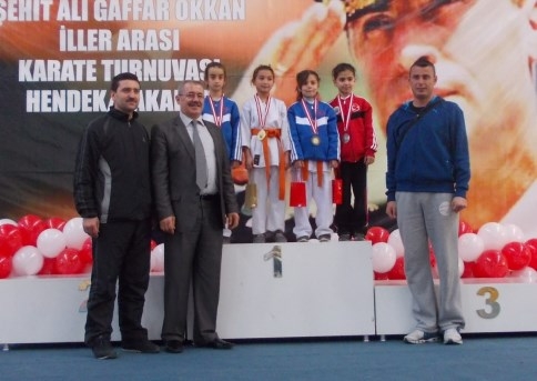 Şehit Ali Gaffar Okkan Karate Turnuvasından 8 Madalya