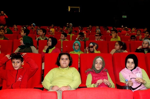5 Bin Öğrencinin Sinema Keyfi
