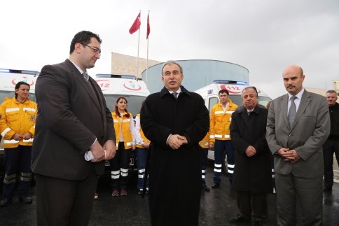 Sağlık Müdürlüğüne 8Yeni Ambulans