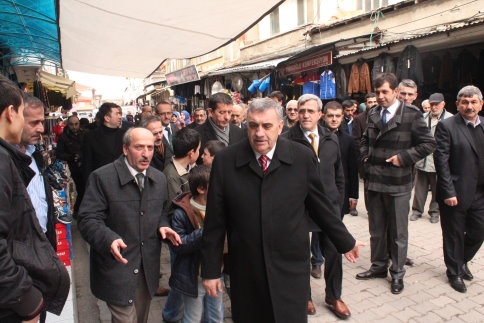 Toçoğlu Akyazı’da Seçim İrtibat Bürosu Açtı