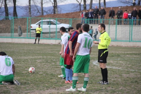 Stadın Açılış Maçında Olaylar Çıktı