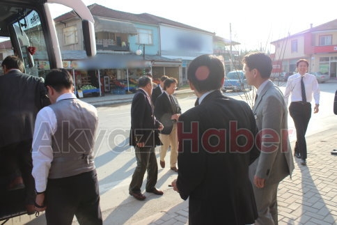 Japon Misafirler Yolu Şaşırınca Akyazı'ya geldiler