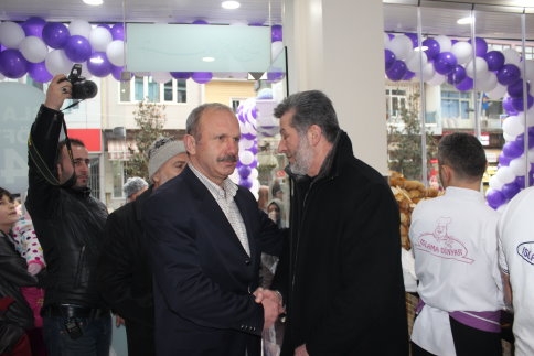 Islama Dünyası Açıldı