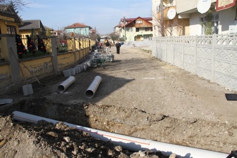 Akyazı Alt Yapısı Her Geçen Gün  Daha da Kuvvetleniyor