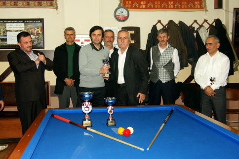 Akyazı Belediyesi Bilardo Turnuvasında Finalistler Belli Oldu