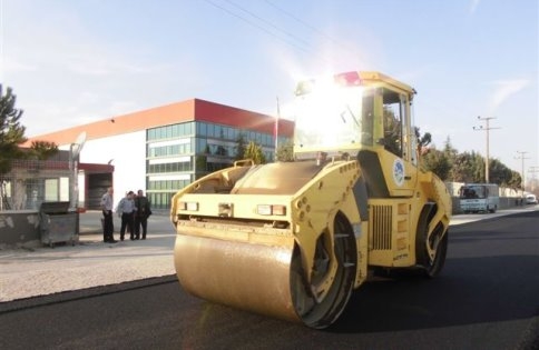 Fabrikalar Yolu Asfaltlandı