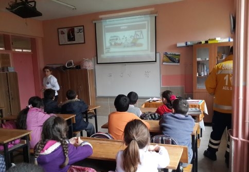 Yabancılarla Nasıl İletişim Kuruyorsunuz Abla