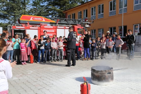 Taşağıl Kayabaşı Ortaokulunda Sivil Savunma Tatbikatı