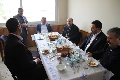 Ak Belde A.Ş Genel Müdürü Osman Aydın’dan Yönetim Kurulu Üyelerine Teşekkür Plaketi