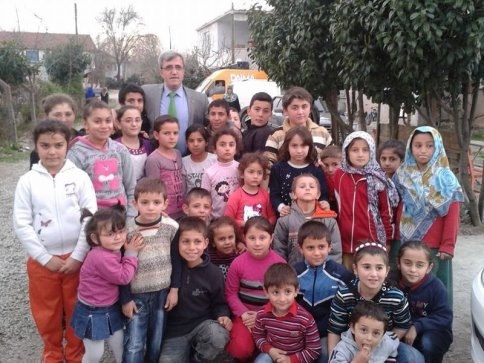 Ak Kadınlar Coşkuyla Karşılanıyor