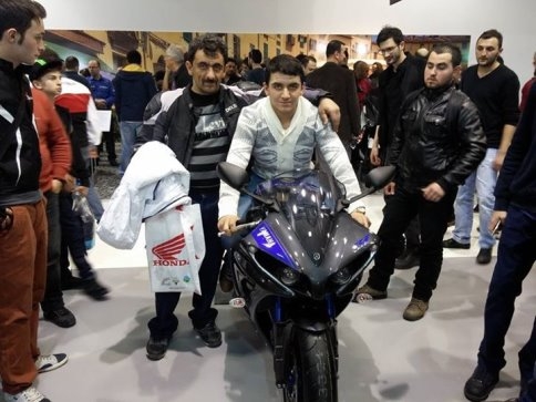 Motosiklet Tutkunu Akyazılılar Fuarda 