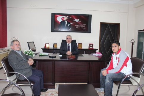 Türkiye İkincisine Kaymakam’dan Altın