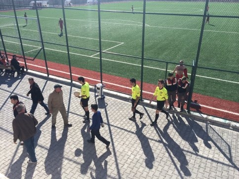 Kuzuluk Belediyesi Spor Tesislerinde İlk Maç