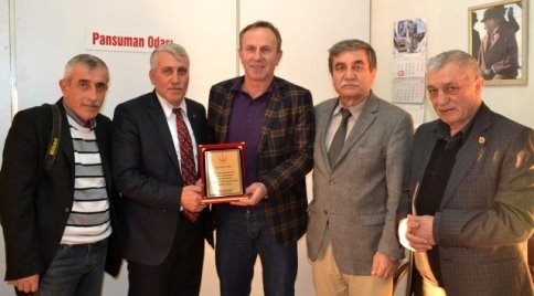 Basından Doktorlara Plaket