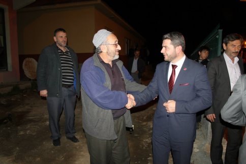 Selman Demirtaş Taşyatak ve Hanyatak’ta Vatandaşlar ile Buluştu.