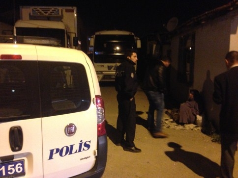 Son Arabayı Kaçıran Kadının İmdadına Polis Yetişti