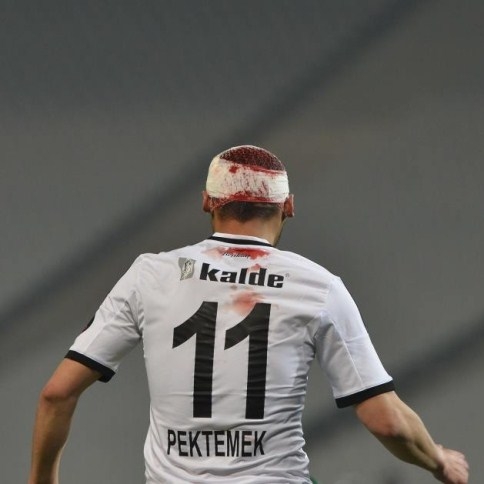 Mustafa Pektemek'in büyük şanssızlığı!