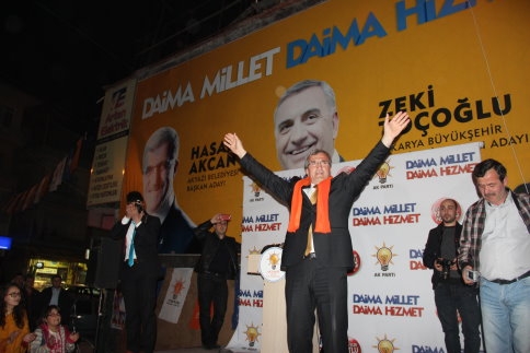 Ak Parti Yeni Cami Mitingine Yüzlerce Vatandaş Katıldı.