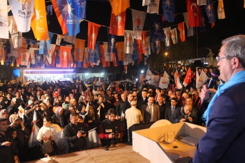 Ak Parti Erdoğdu’da Coştu