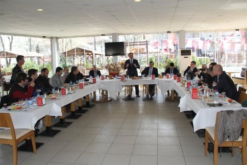 Başkan Yazıcı Basın Mensupları ile Vedalaştı