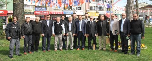 Başkan Yazıcı Basın Mensupları ile Vedalaştı