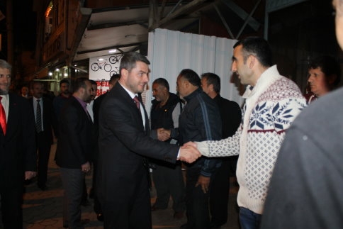 Saadet Partisi’ne Sevgi Seli