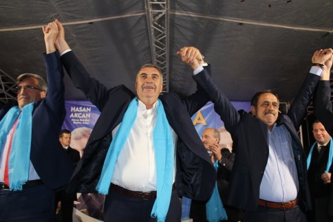 Ak Parti Akyazı’da Coşkulu Miting