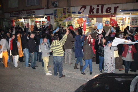 Ak Parti’de Sevgi Seli