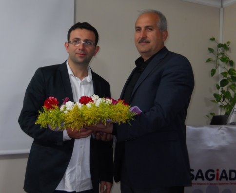 Zafer İpekçi:İşine Aşık İnsanlarla Çalışmak Lazım