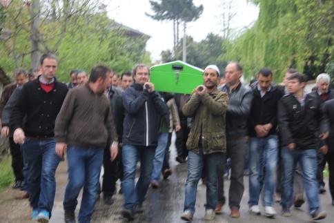 Balayı Gecesi Hayatını Kaybeden Damat Toprağa Verildi