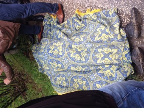 Tellere Yaslanmış Halde Ölü Bulundu 