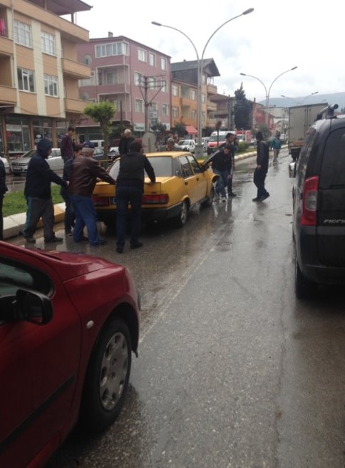 Şehir İçinde Araçlar Bu Hale Geliyorsa Vay Halimize !