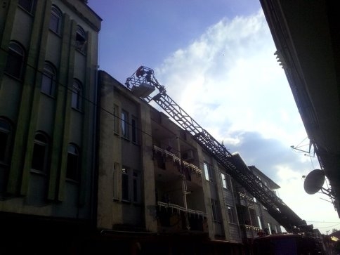 İtfaiye alarma geçti.