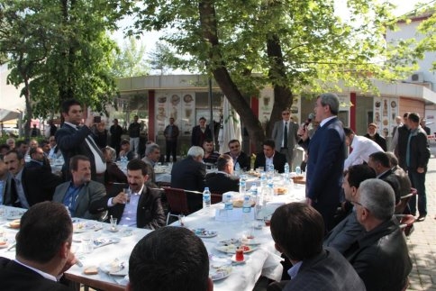 Akyazı Belediye Başkanı Hasan Akcan Muhtarlarla Buluştu