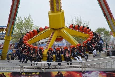 Cumhuriyet Ortaokulu Ankara'daydı.