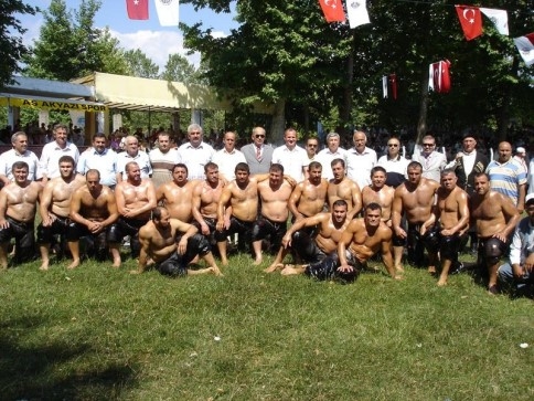 Tarihi Akbalık Güreşleri Yeniden Başlıyor