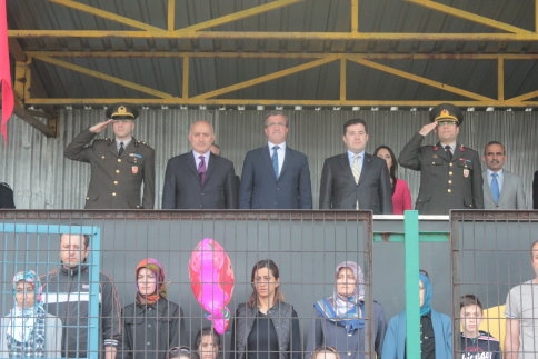 23 Nisan Ulusal Egemenlik ve Çocuk Bayramı Çoşkuyla Kutlandı.