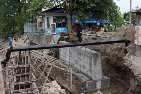 Pazarköy Mahesinde Köprü ve Güzelleştirme Çalışması