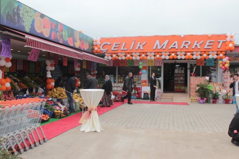 Çelik Market Manav 2 Şubesini Açtı