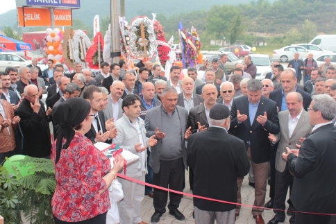 Çelik Market Manav 2 Şubesini Açtı