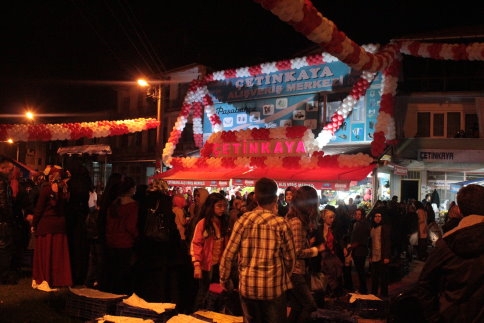 Çetinkaya Market 15. Yılını Kutladı.