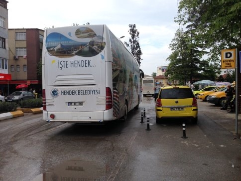 Ali İnci Otobüsle Hayırlı Olsuna Geldi