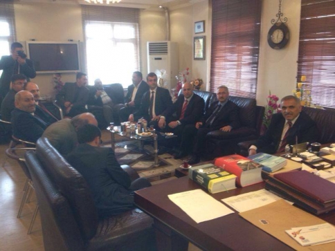 Ali İnci Otobüsle Hayırlı Olsuna Geldi