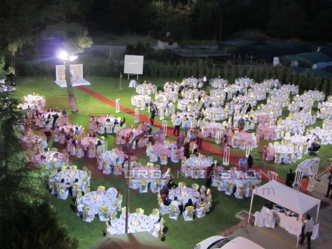 Masal Gibi Bir Kır Düğünü İçin