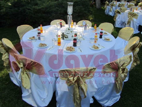 Masal Gibi Bir Kır Düğünü İçin